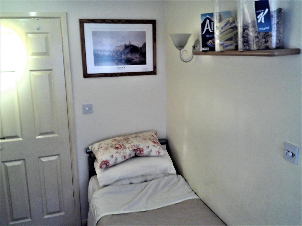 Mike & Carolyn Ball B&B Dudley Dış mekan fotoğraf
